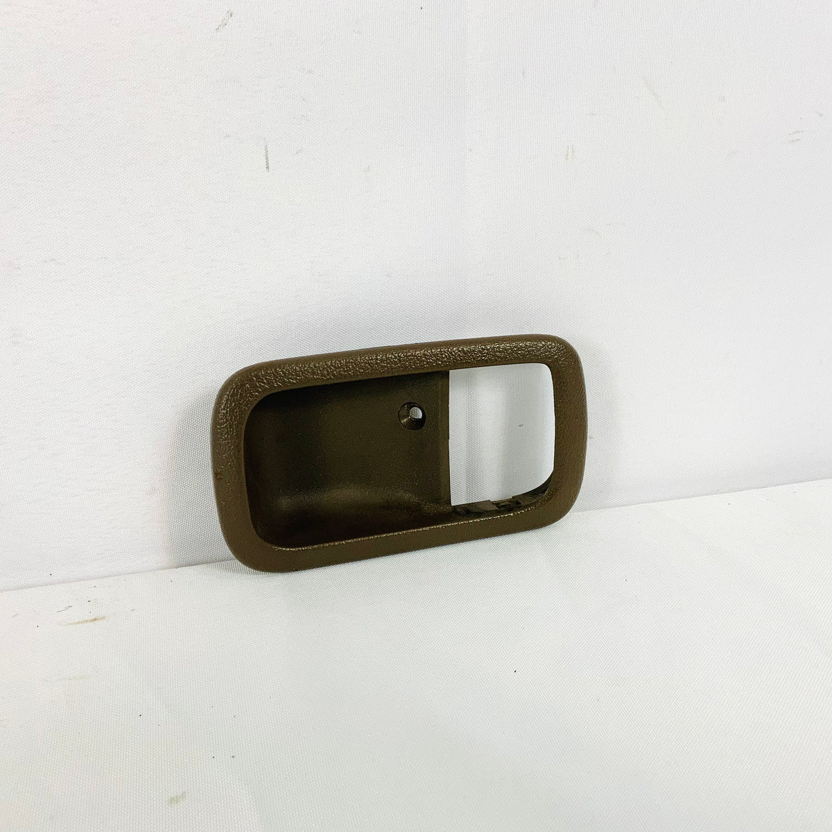 Used - Inner Door Handle Bezel Right - FJ80 1995-1998