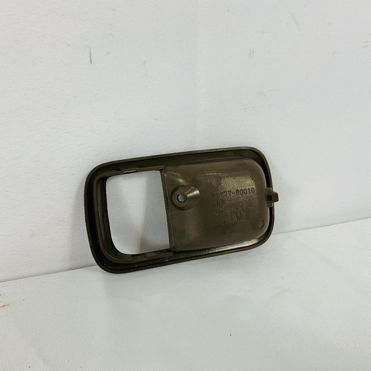 Used - Inner Door Handle Bezel Right - FJ80 1995-1998