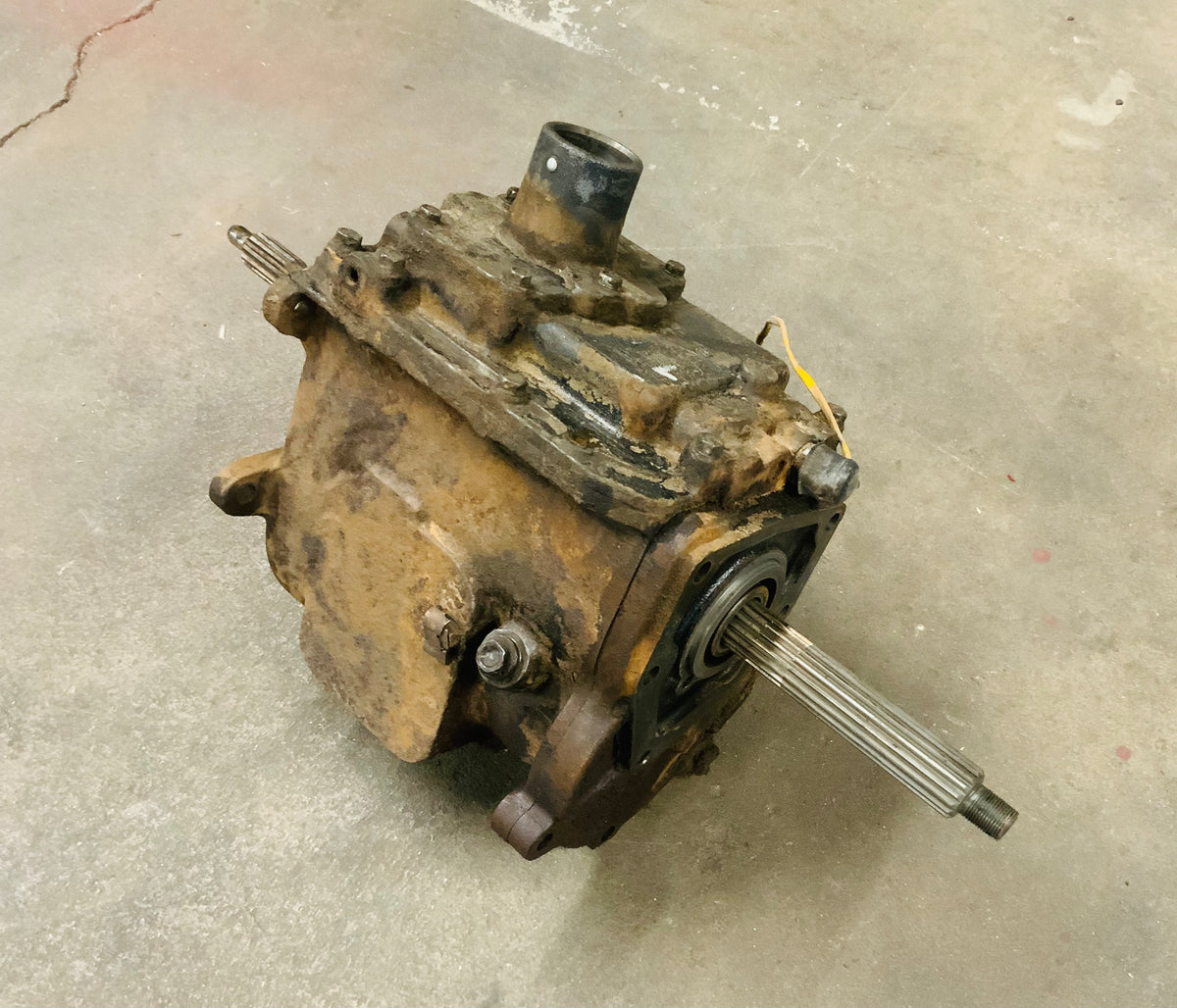 Used - 4-Speed Transmission - FJ40 1976