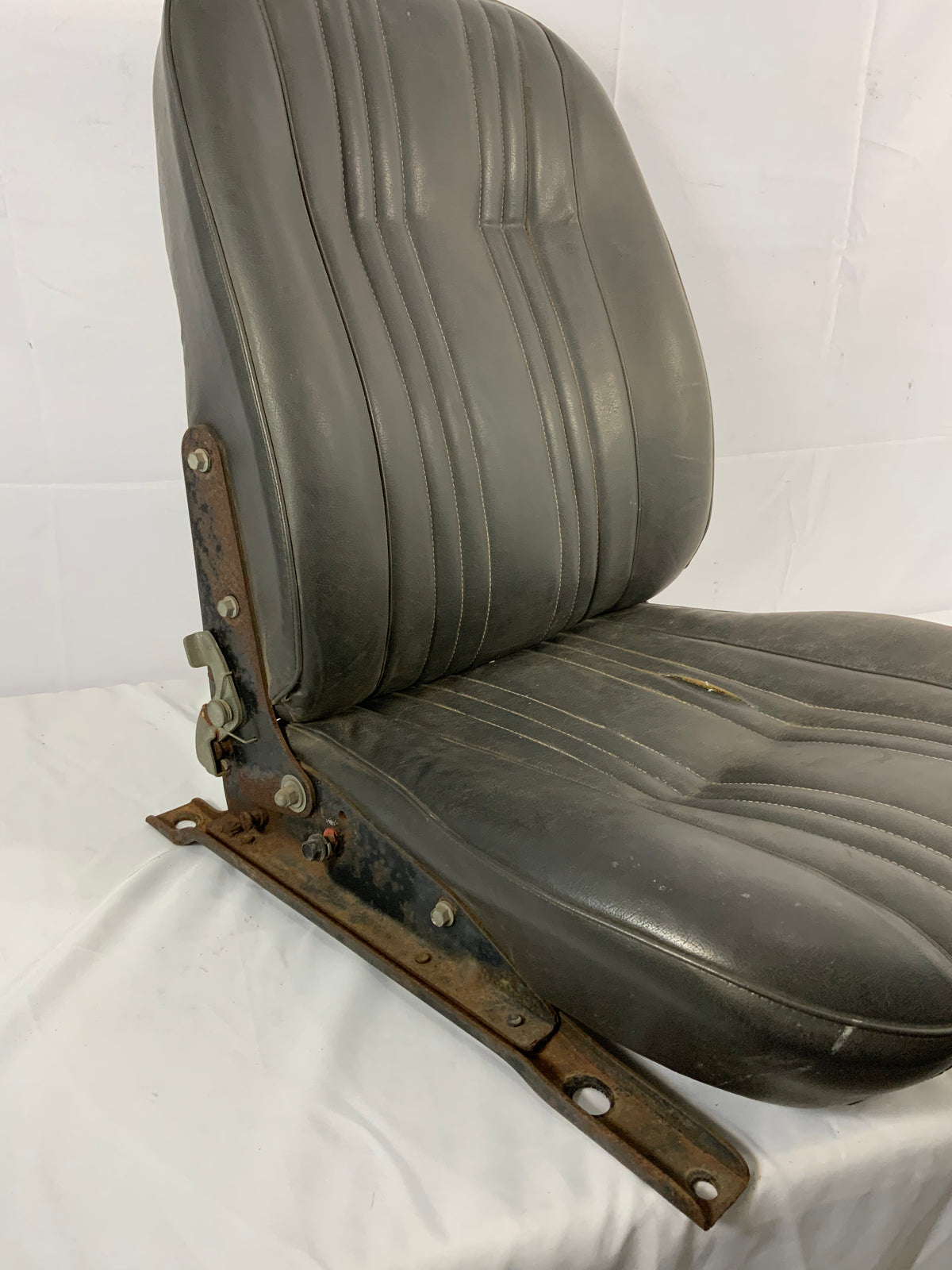 Used - Bucket Seat Pair - FJ40 1972-1978