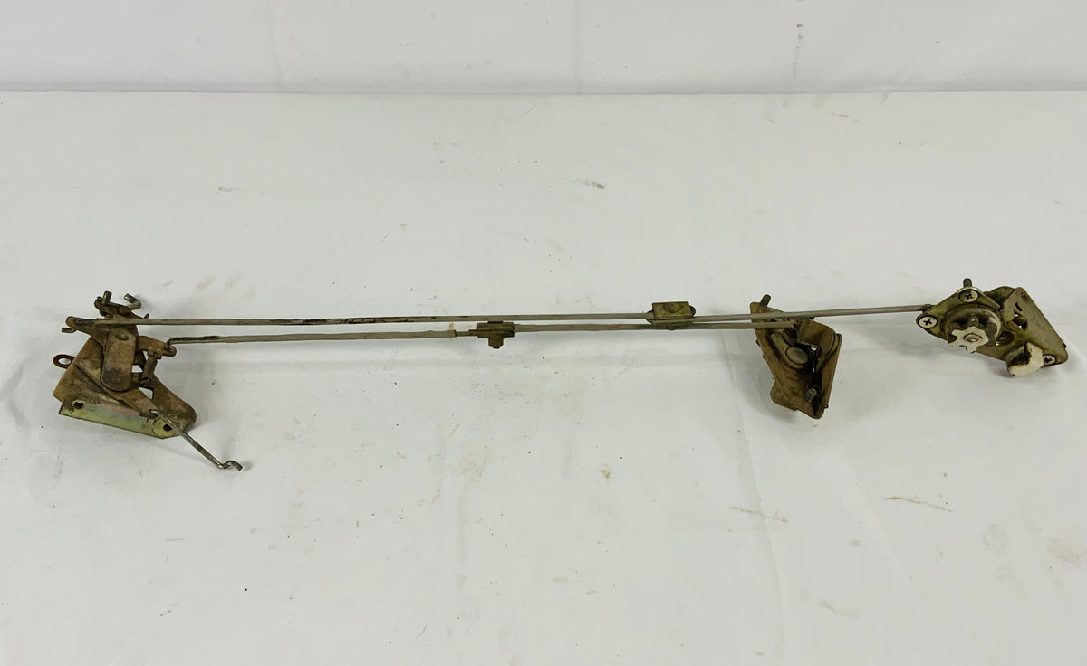 Used - Tailgate Linkage and Latch Assembly - FJ55 1968-1980