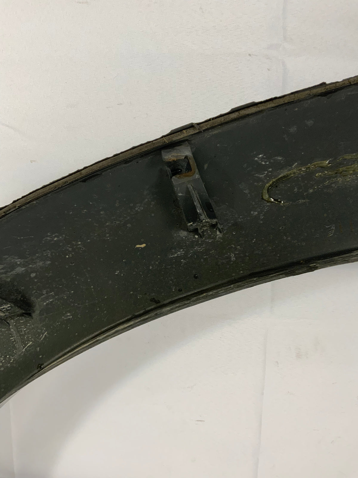 Used - Fender Flare Right Front - LX450 1996-1997