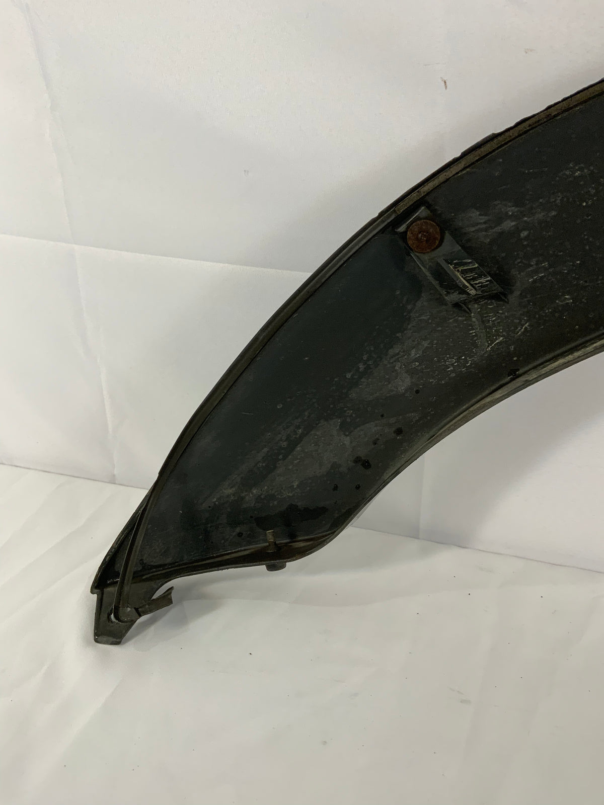 Used - Fender Flare Right Front - LX450 1996-1997