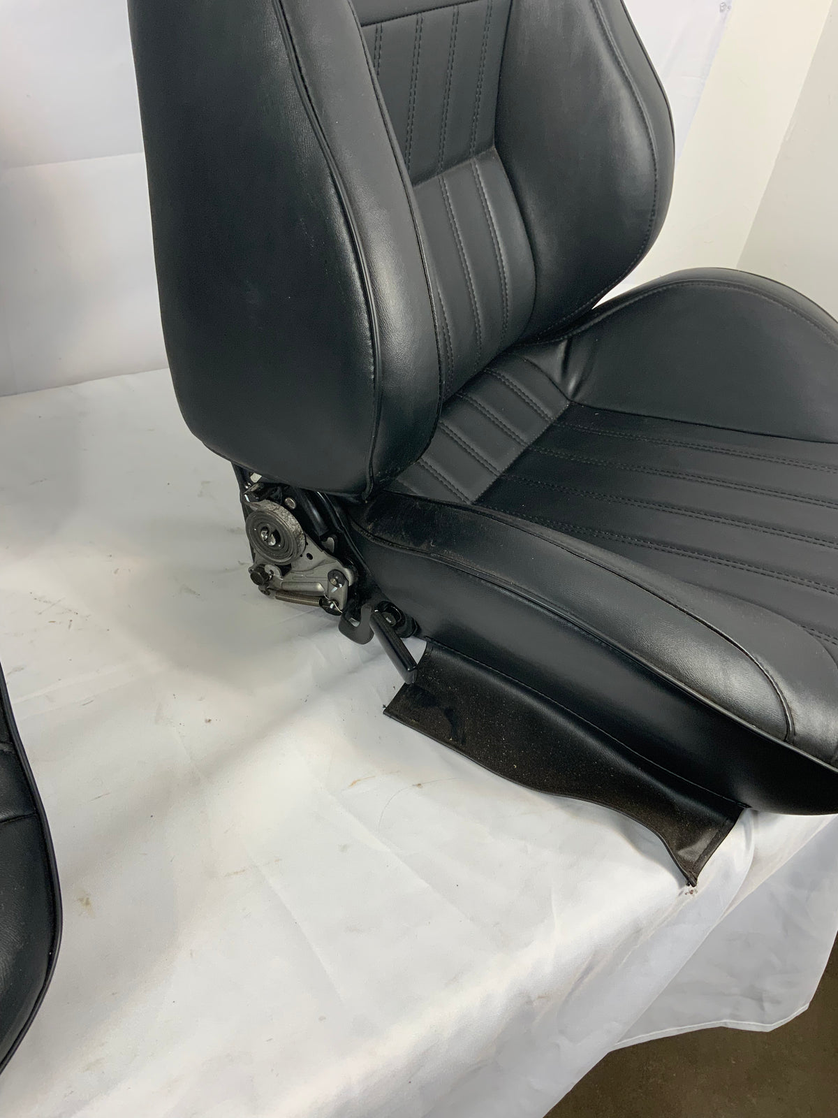 Open Box New - Procar &quot;Rally&quot; Seat Pair