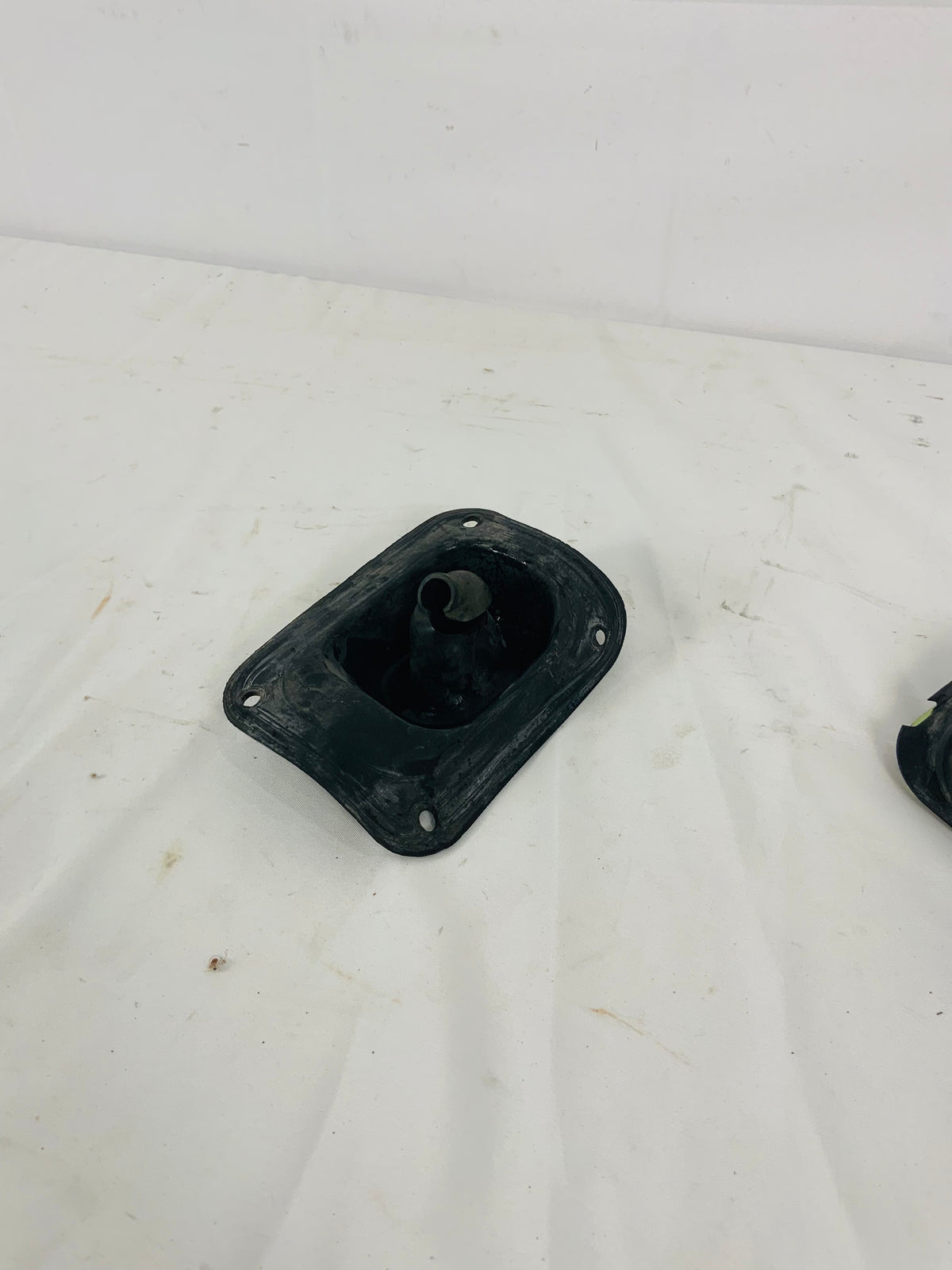 Used - Transfer Case Shift Boot &amp; Mounting Ring - FJ60 1985-1987