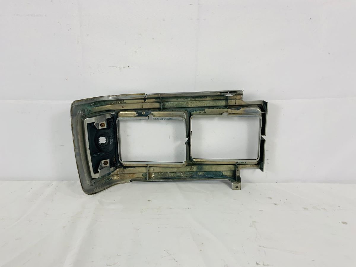 Used - Headlight Bezel / Trim Left - FJ62 1987-1990