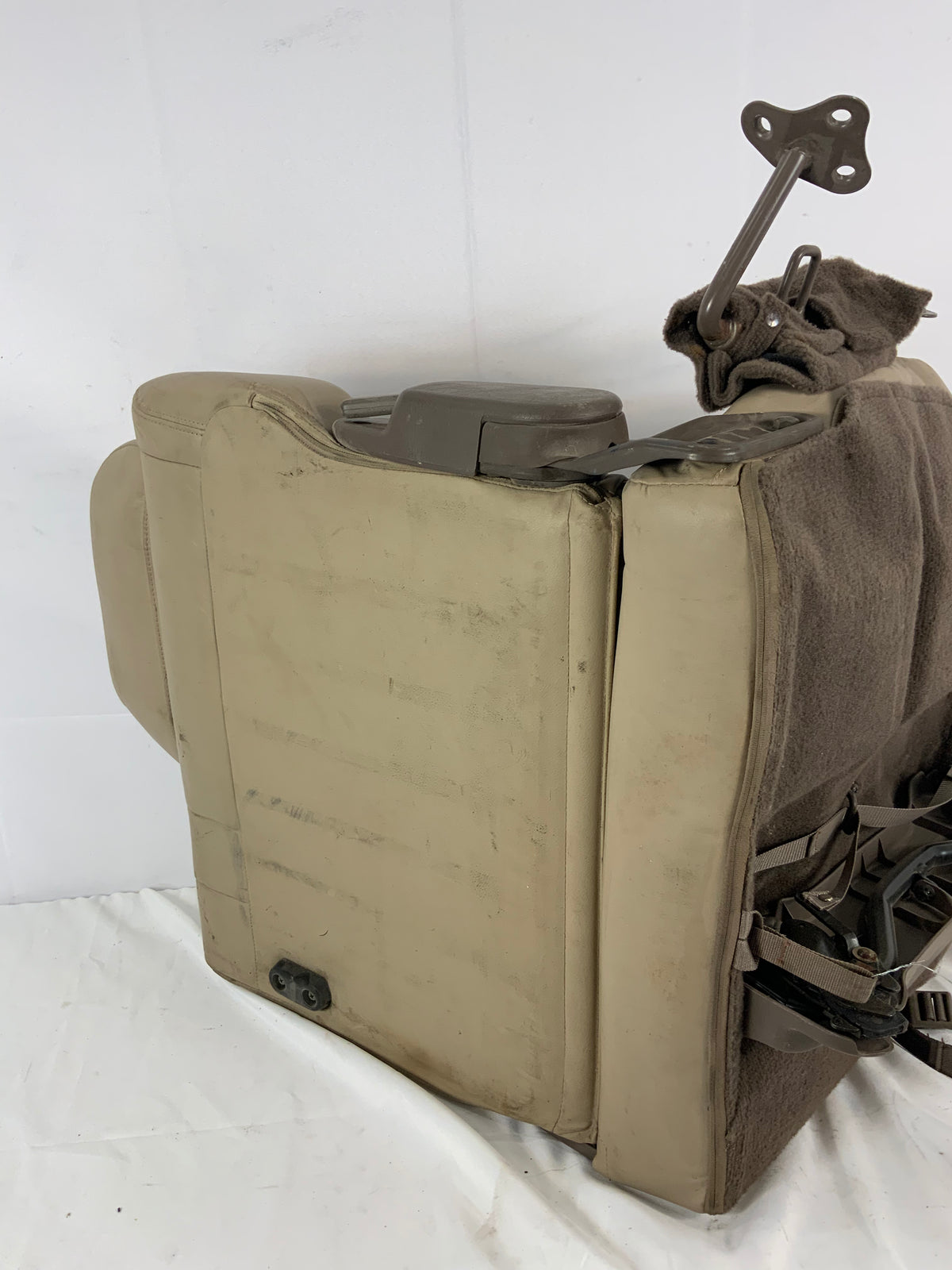 Used - Third Row Seat Right - FJ80 1995-1998