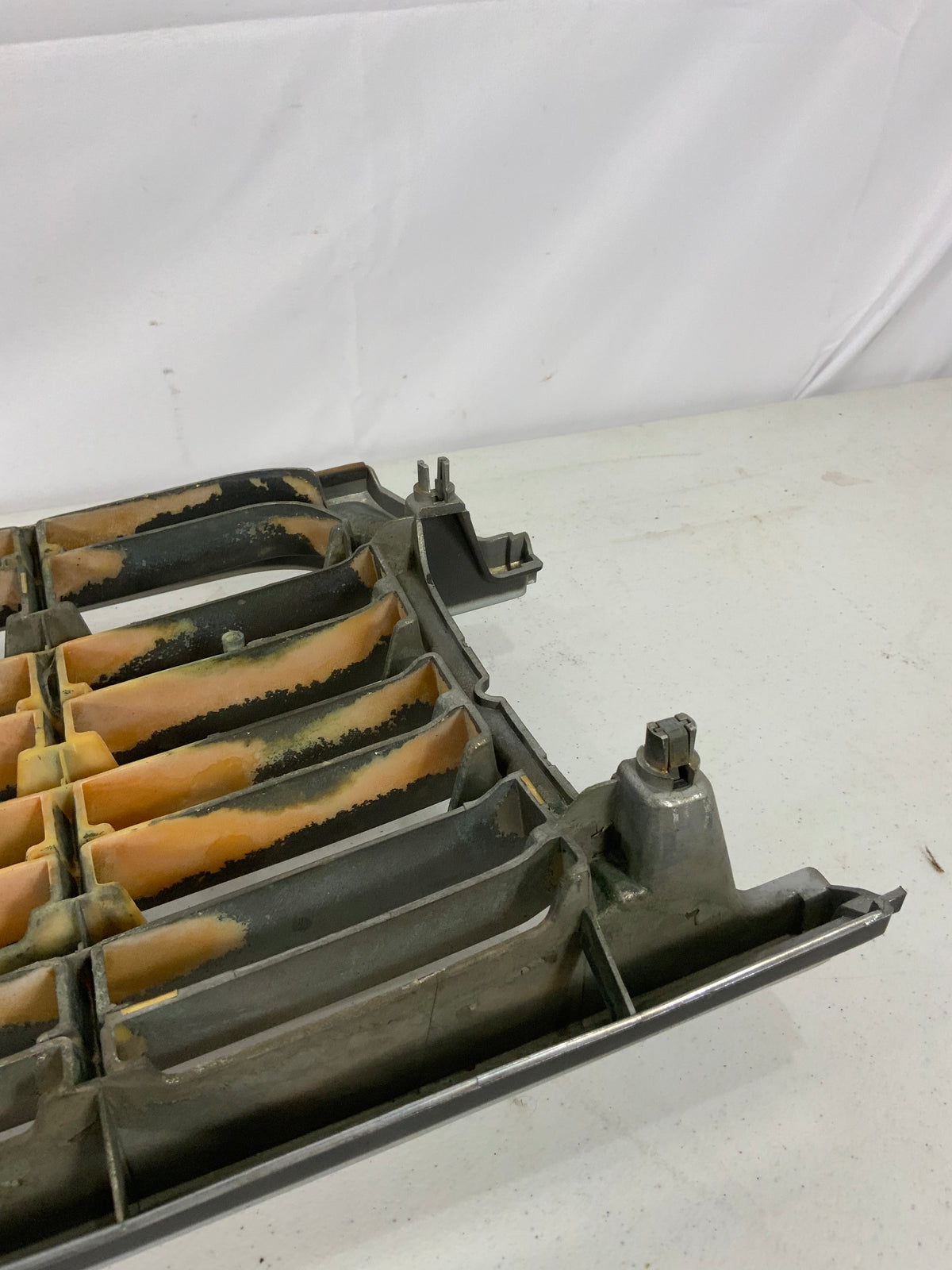 Used - Grille - FJ62 1987-1990