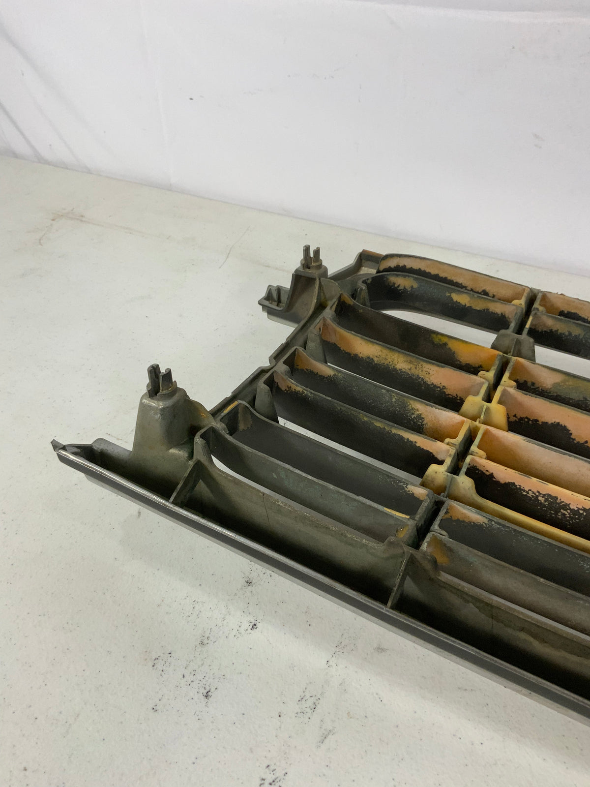 Used - Grille - FJ62 1987-1990