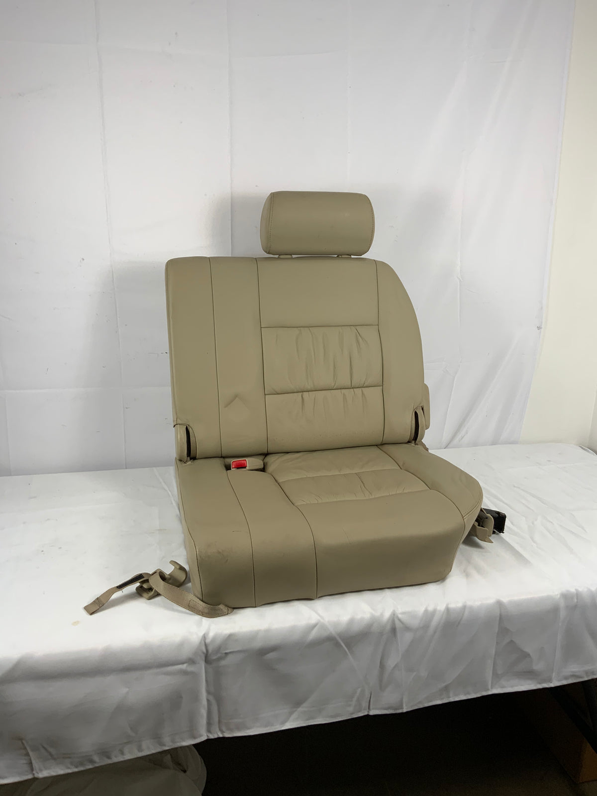 Used - Jump Seat / 3rd Row Seat Left - 100 Series 2002-2007