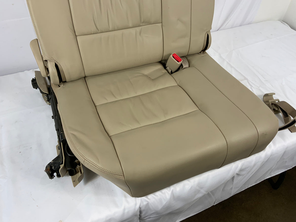 Used - Jump Seat / 3rd Row Seat Right - 100 Series 2002-2007