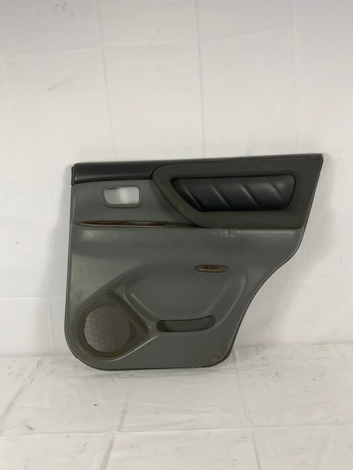 Used - Door Panel Right Rear Gray - 100 Series 2002-2007