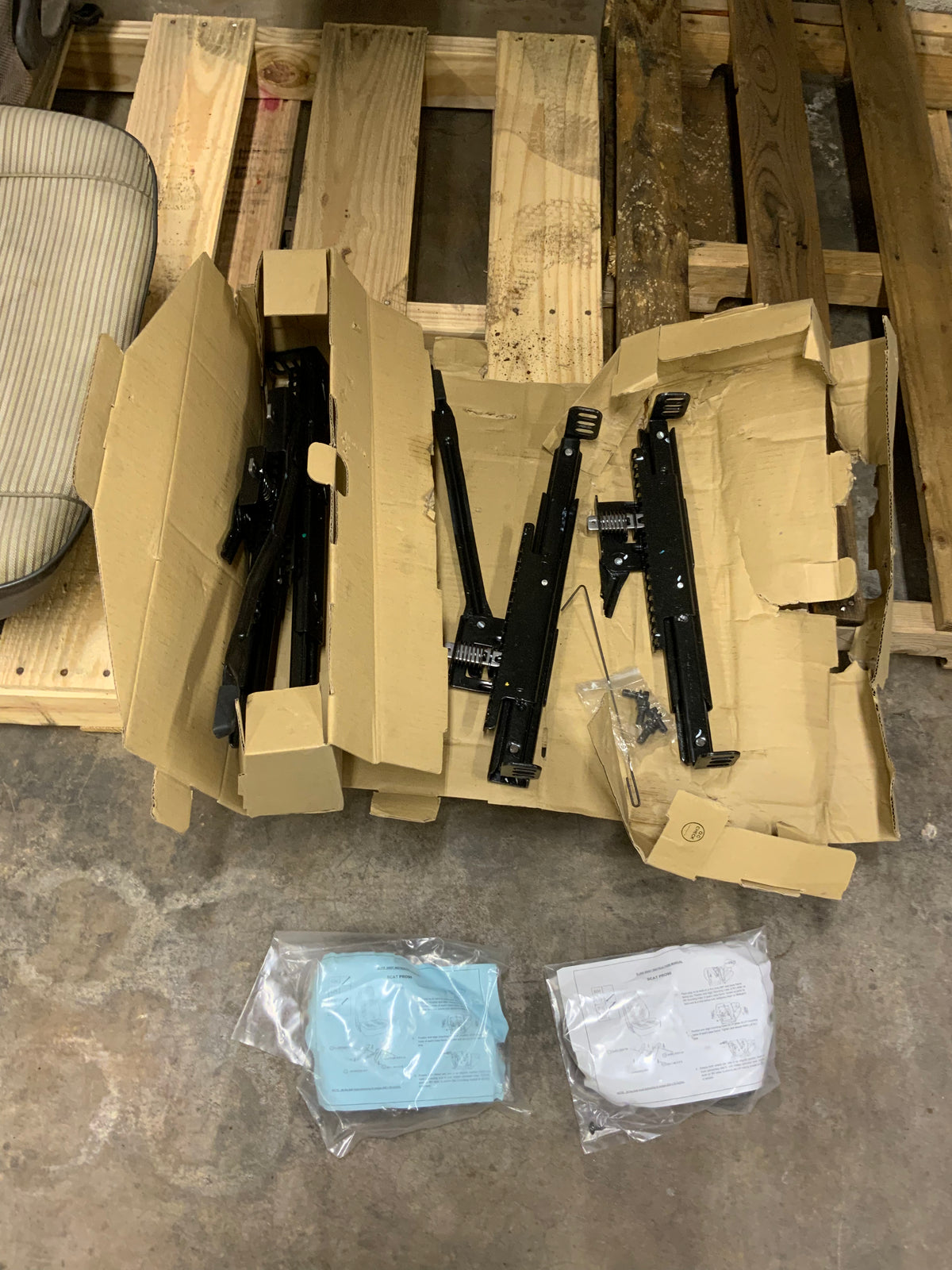 Open Box New - Procar &quot;Pro-90&quot; Seat Pair