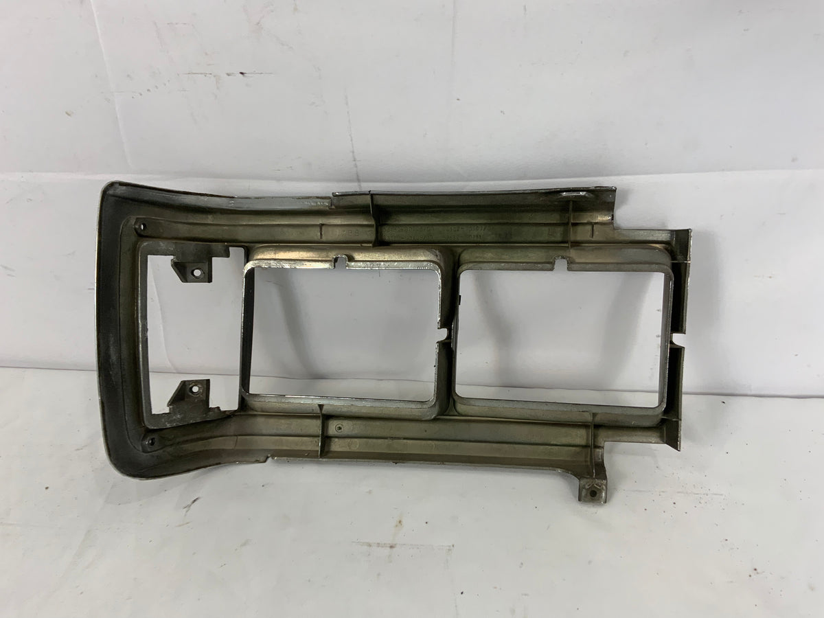 Used - Headlight Bezel / Trim Left - FJ62 1987-1990