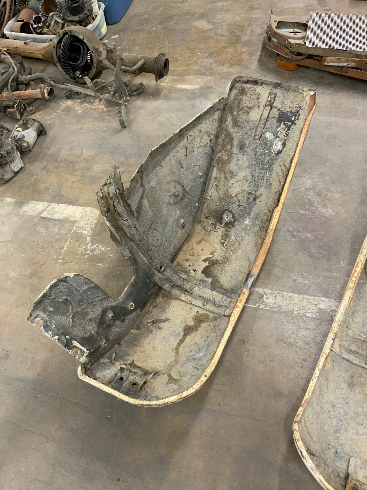 Used - Fender Pair - FJ40 / FJ45 1958-1984