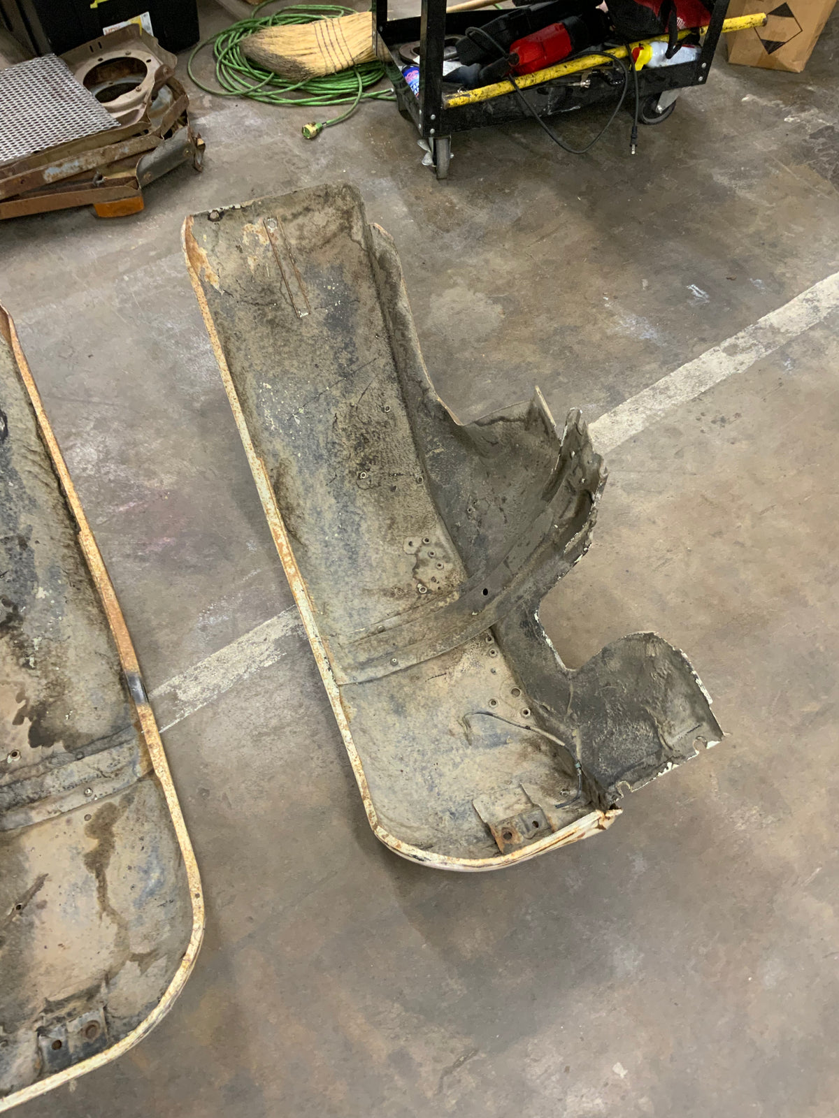 Used - Fender Pair - FJ40 / FJ45 1958-1984