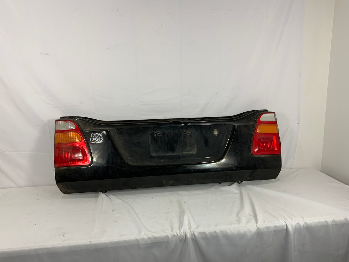 Used - Tailgate Complete - 100 Series 1998-2007