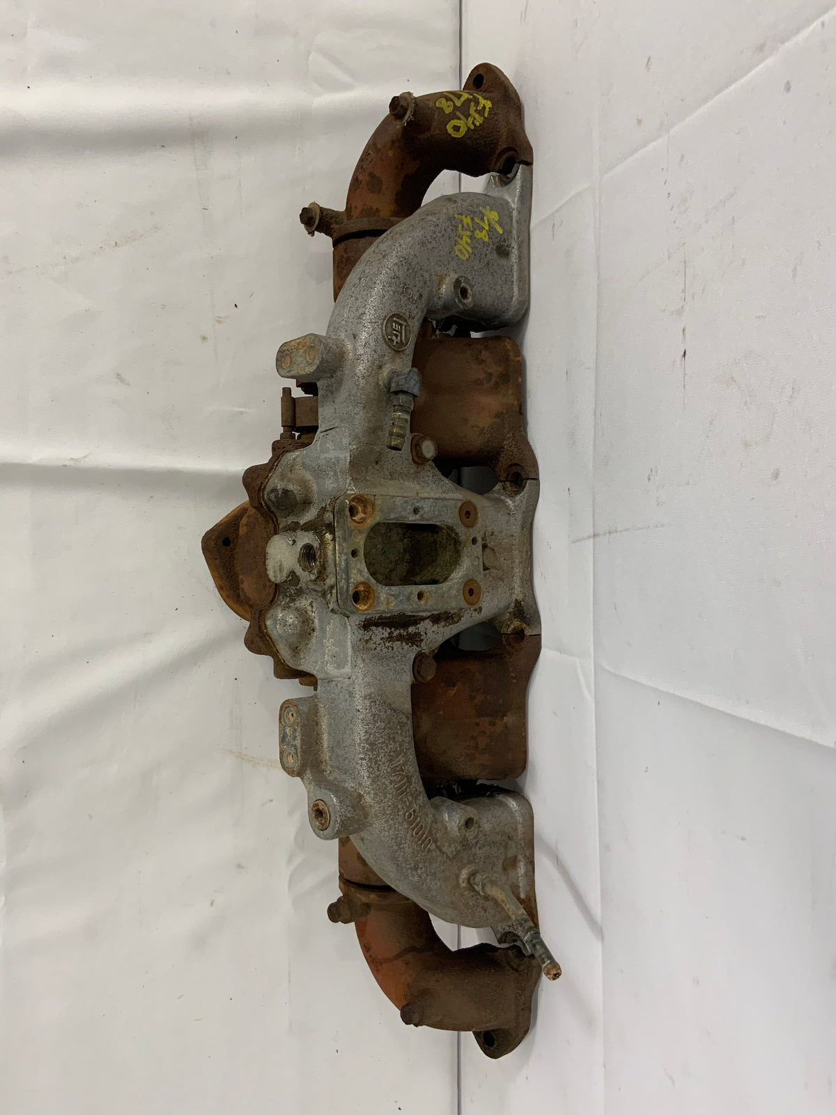 Used - Air Intake and Exhaust Manifold - 2F 1976-1979