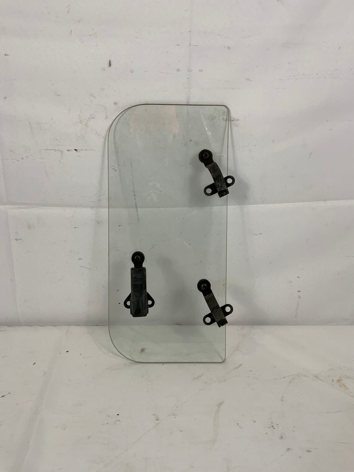 Used - Kick Out Glass Assembly - FJ40 1976-1984