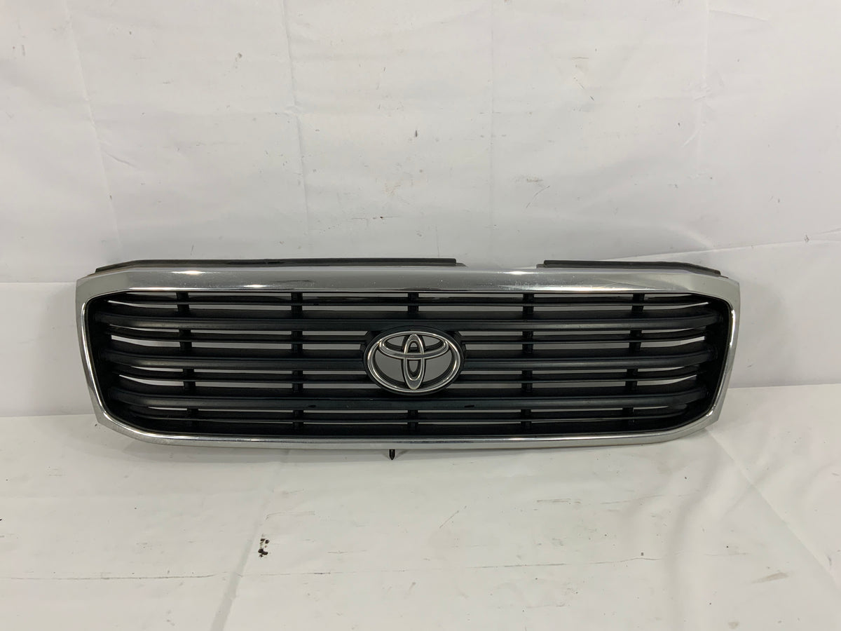 Used - Grille - 100 Series 1998-2002
