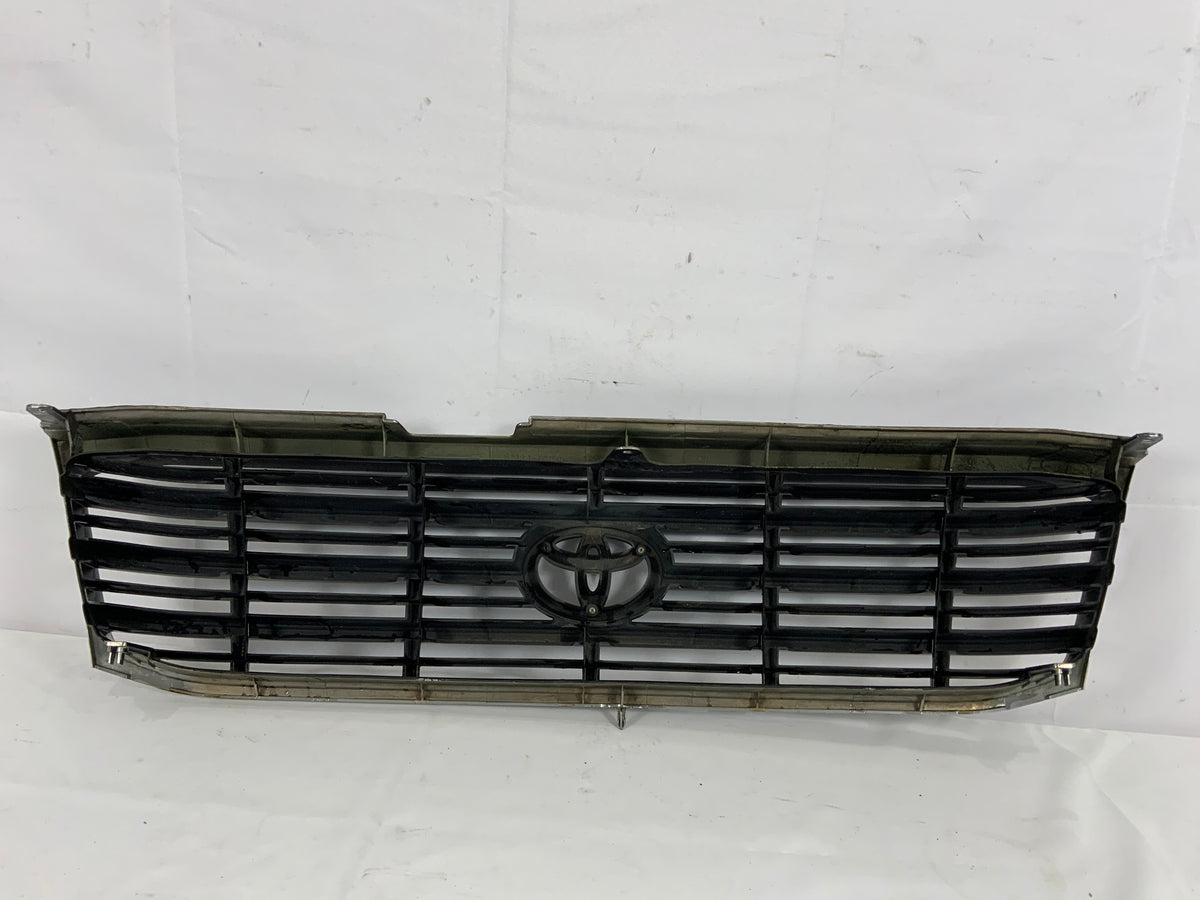 Used - Grille - 100 Series 1998-2002