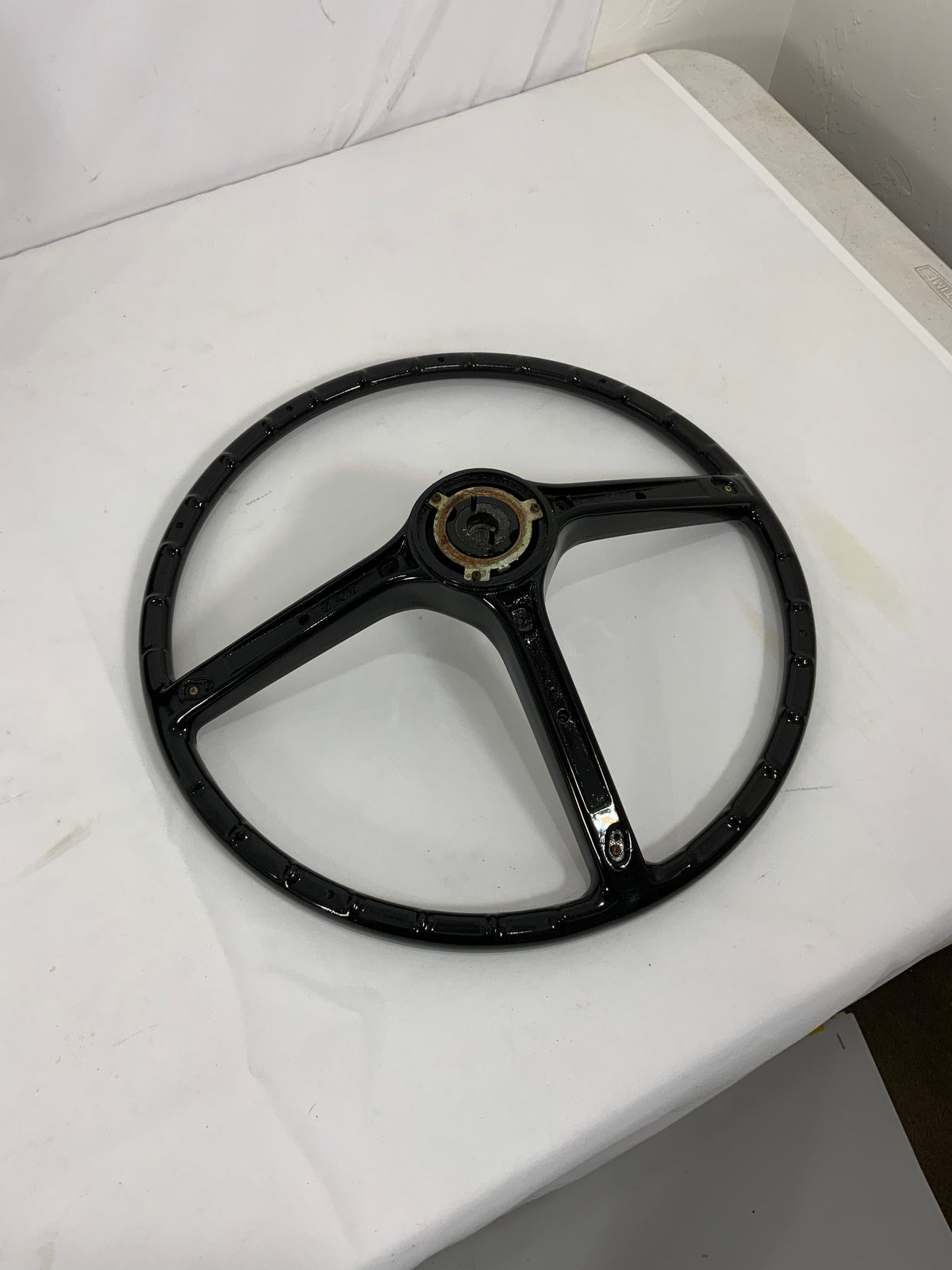 Refurbished - Steering Wheel 33 Spline -  FJ40/43/45/55, BJ40/45 9/1972-7/1980