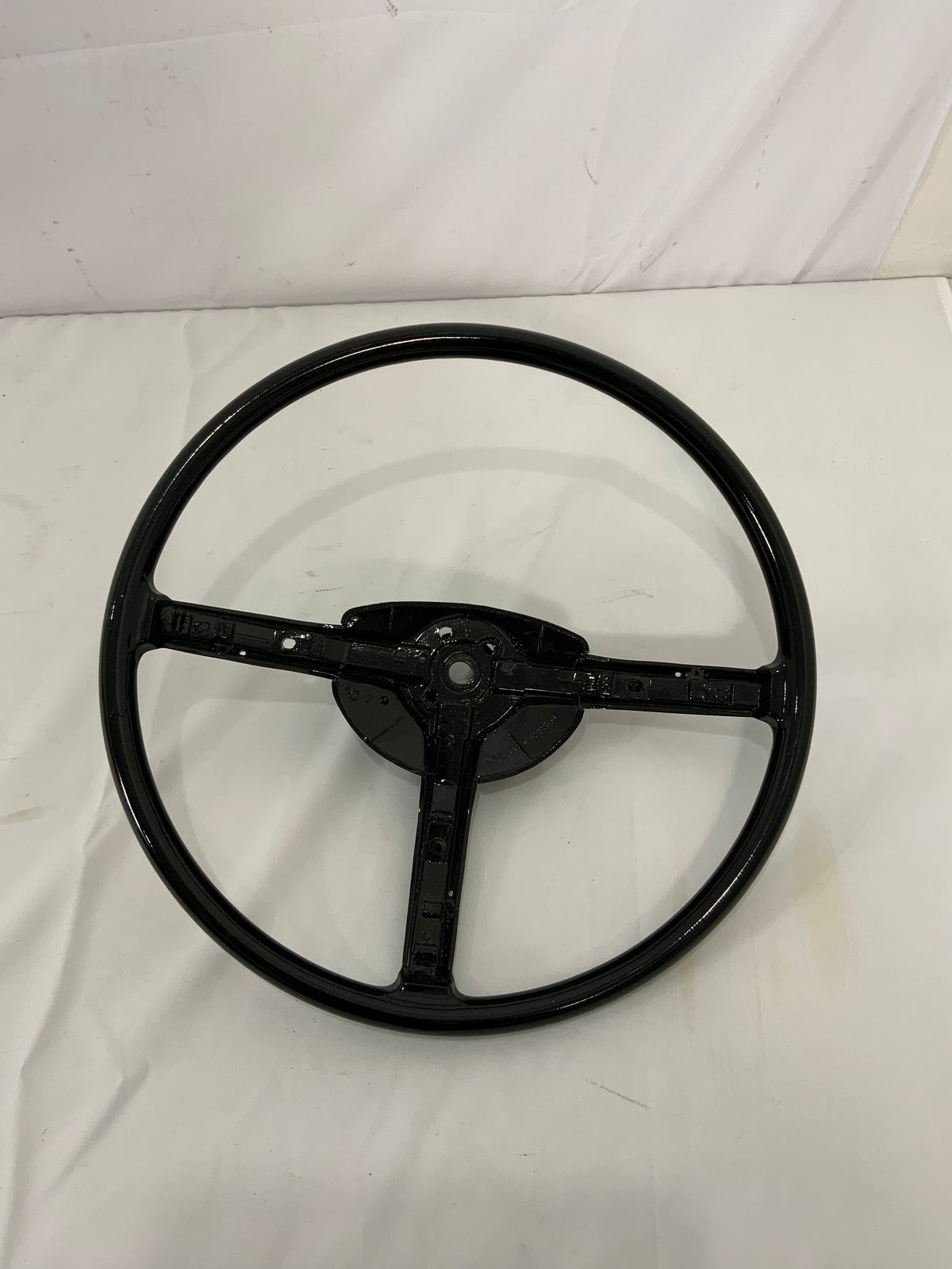 Refurbished - Steering Wheel 33 Spline -  FJ40/43/45/55 & BJ40/45 7/1980-1984