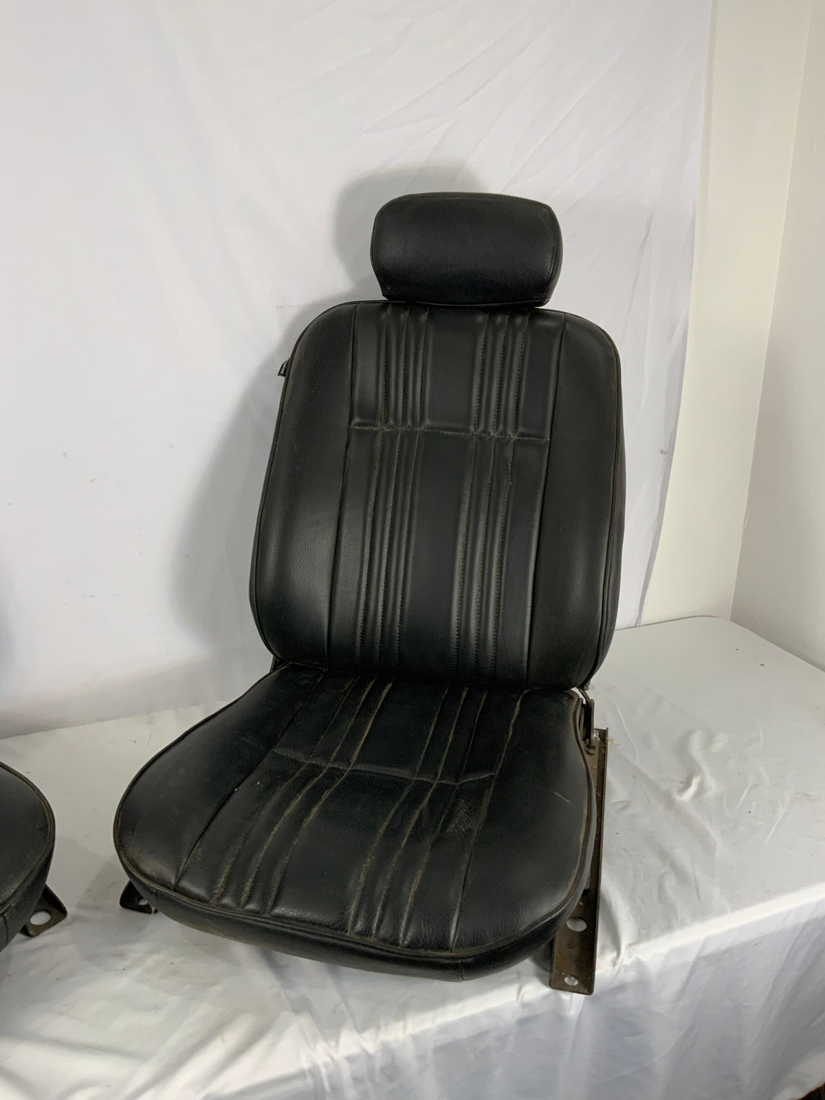 Used - Bucket Seat Pair - FJ40 1972-1978