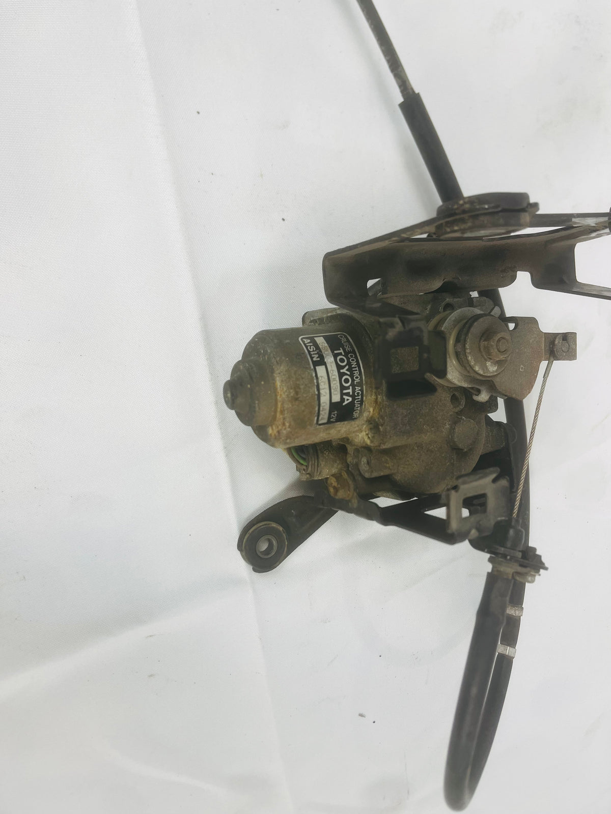 Used - Cruise Control Actuator Assembly 88002-60030 - FJ80 1995-1997