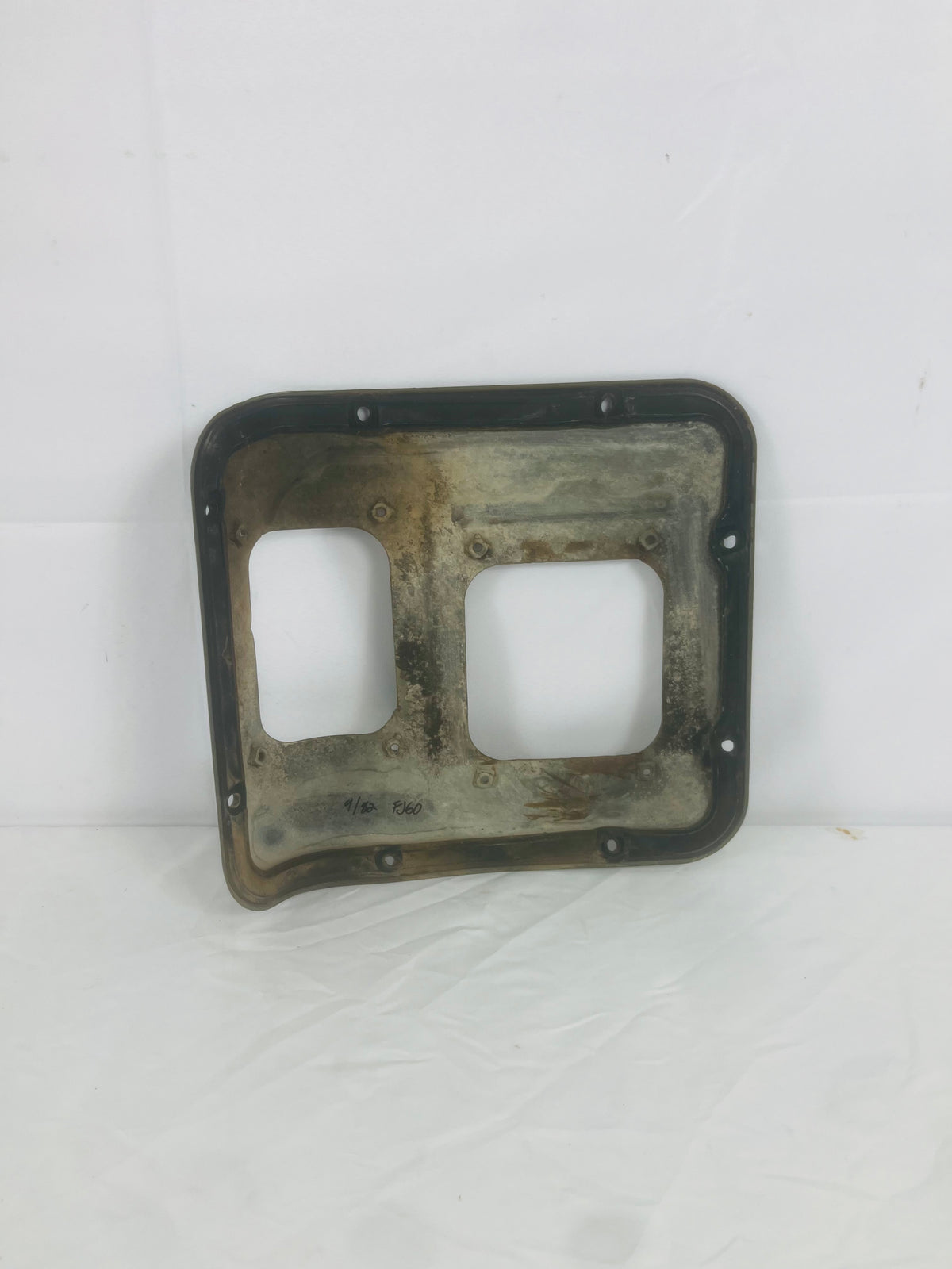 Used - Transmission Cover - FJ60 1980-1982