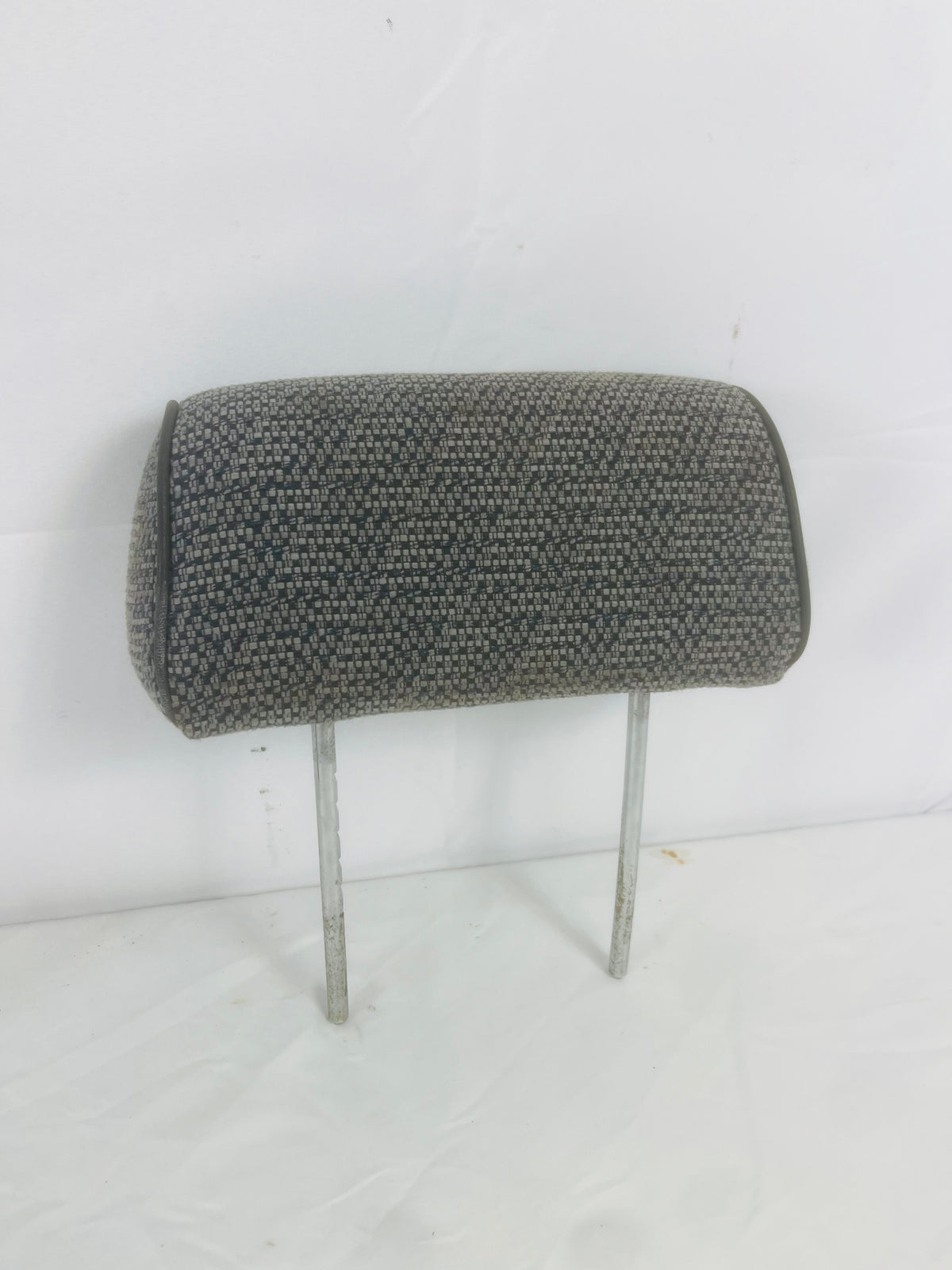 Used - Headrest Gray Fabric - FJ80 1990-1992