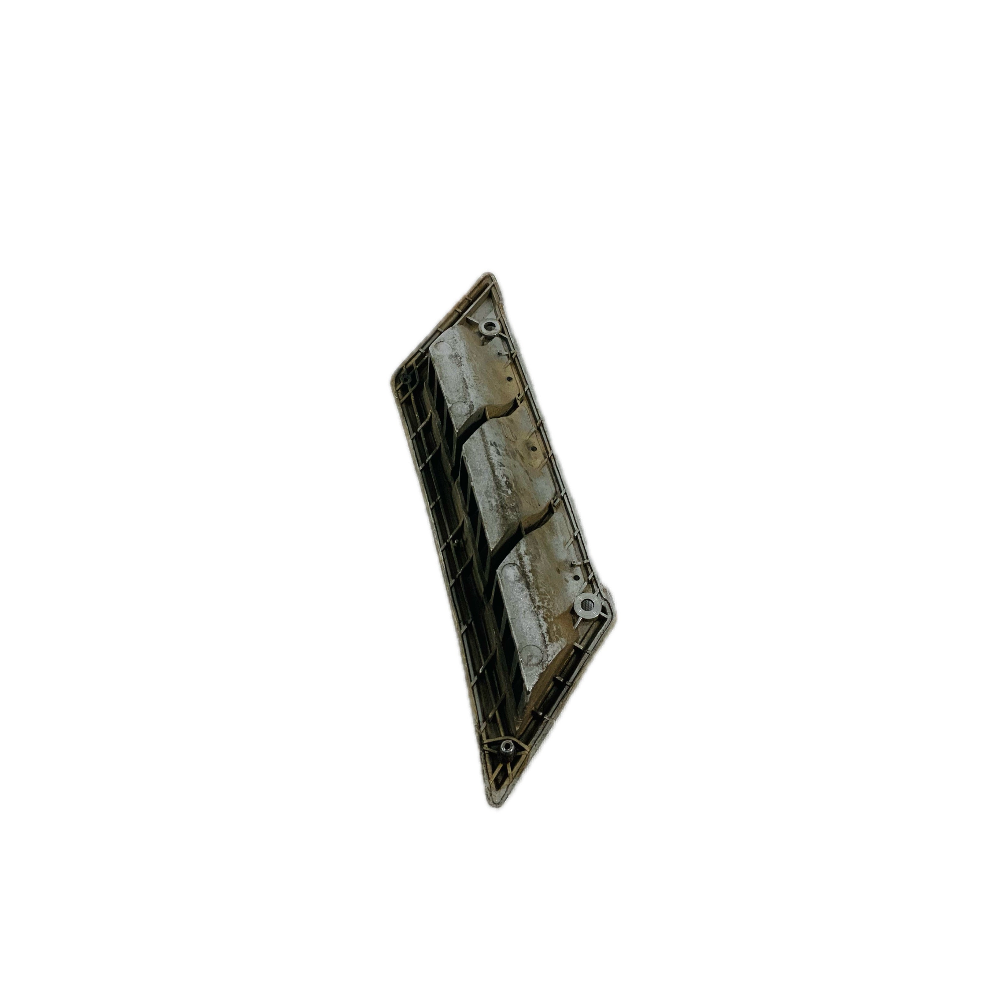 Used - Left Front Fender Vent - FJ60 / FJ62 1980-1990 - Cruiser Corps