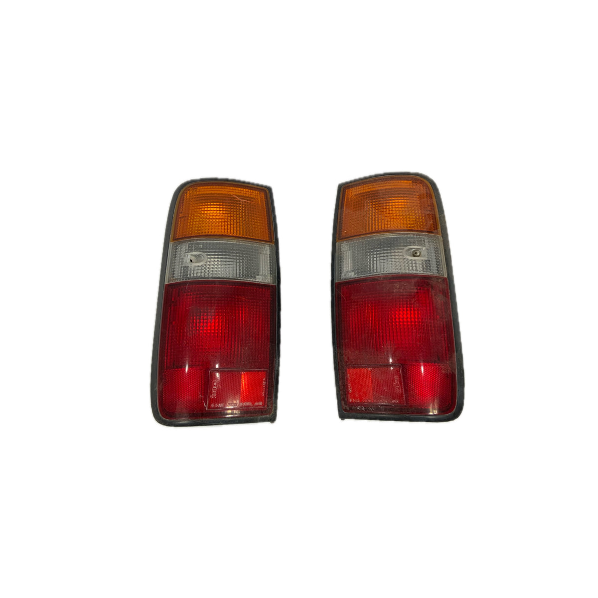 Used - Tail Light Housing / Lens Pair - FJ80 1990-1998