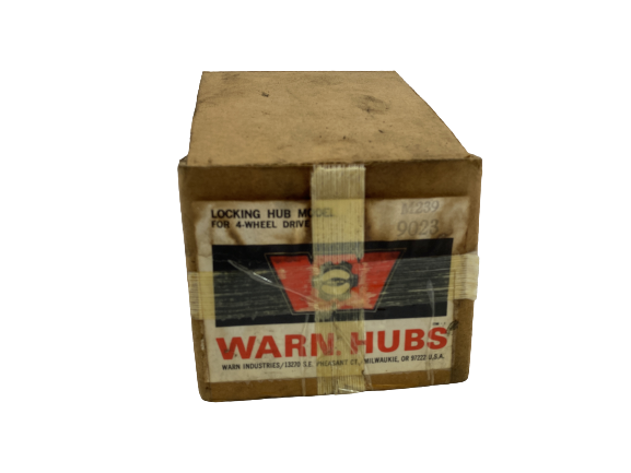 Used Warn FJ40 Manual Locking Hubs  &#39;76-87 with vintage box.