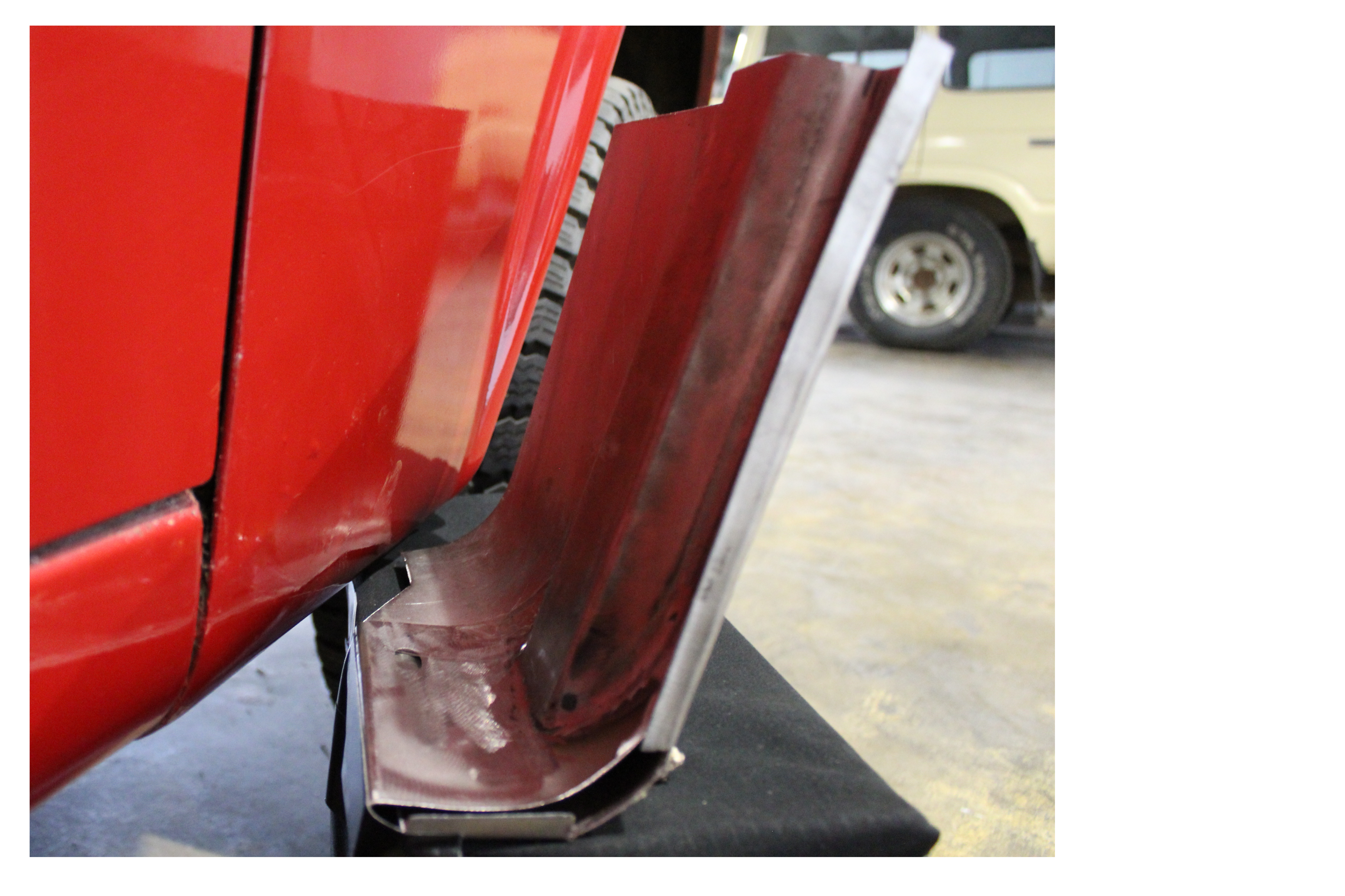 Passenger/ Right - Fender - Patch Panel with inner brace - FJ55